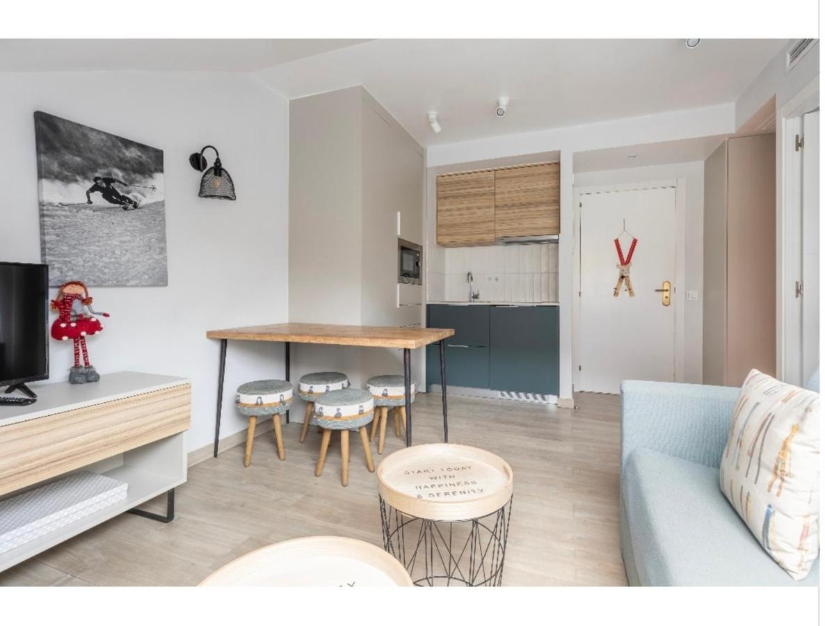 Chic Humaralet, Pie De Pistas, Free Parking Apartment Baqueira Beret Bagian luar foto