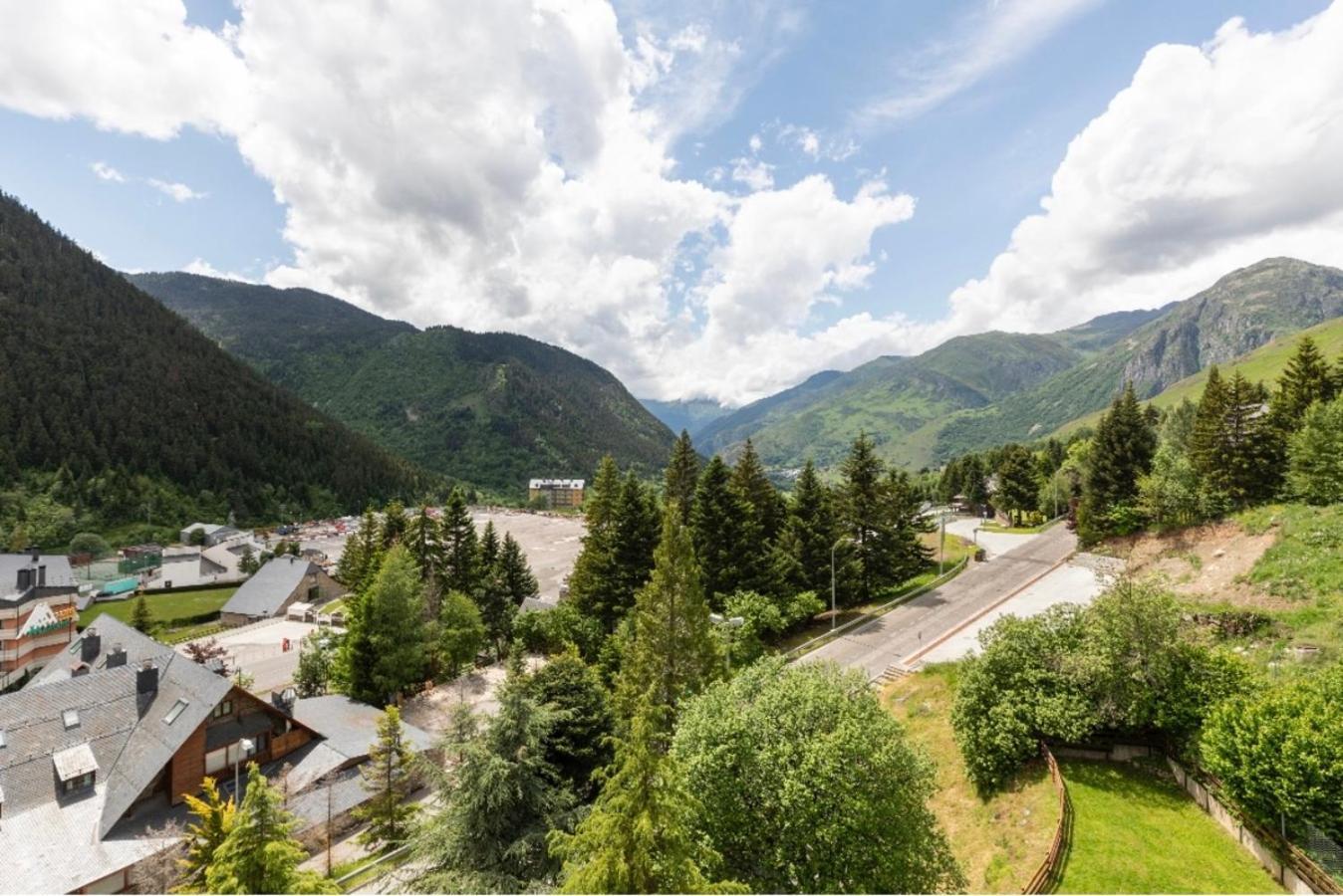 Chic Humaralet, Pie De Pistas, Free Parking Apartment Baqueira Beret Bagian luar foto